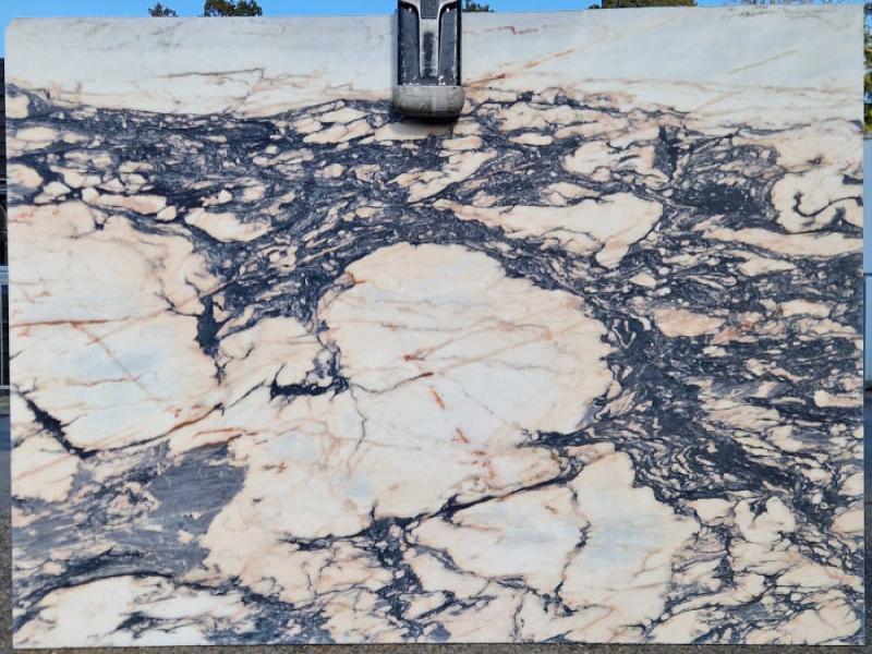 Arabescato Viola Marble
